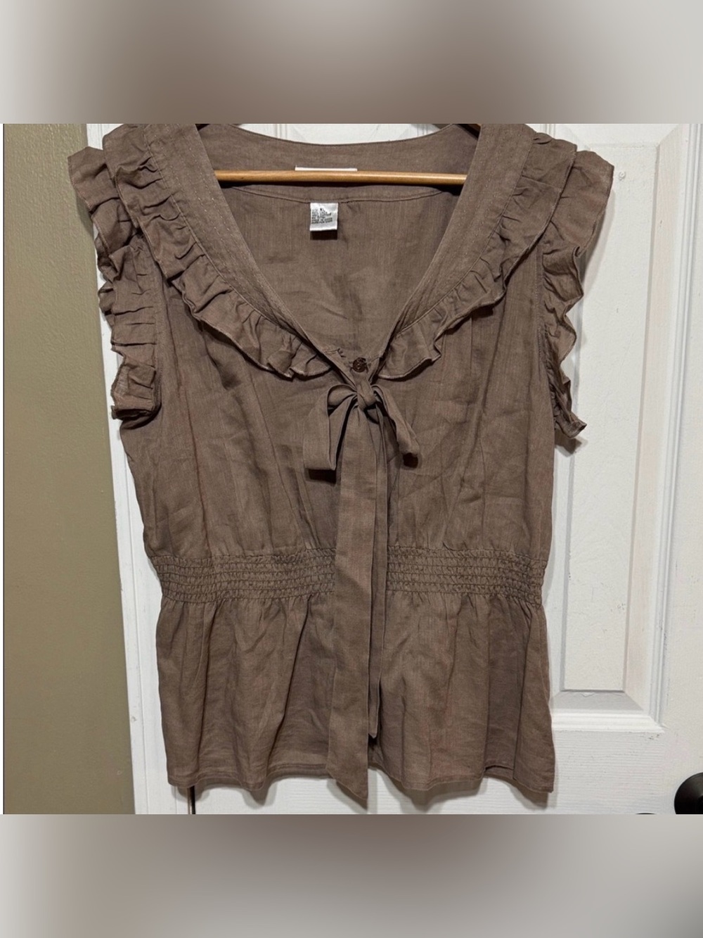 Richard Malcolm Sz XL Ruffled Tie-Front 
Linen Blouse in Taupe